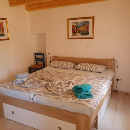 Archontiko Kourkoulos * Makrádes